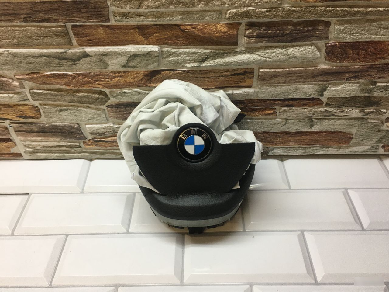 Подушка безопасности в рулевое колесо BMW 6-Series (F06) III (2012–2015)
