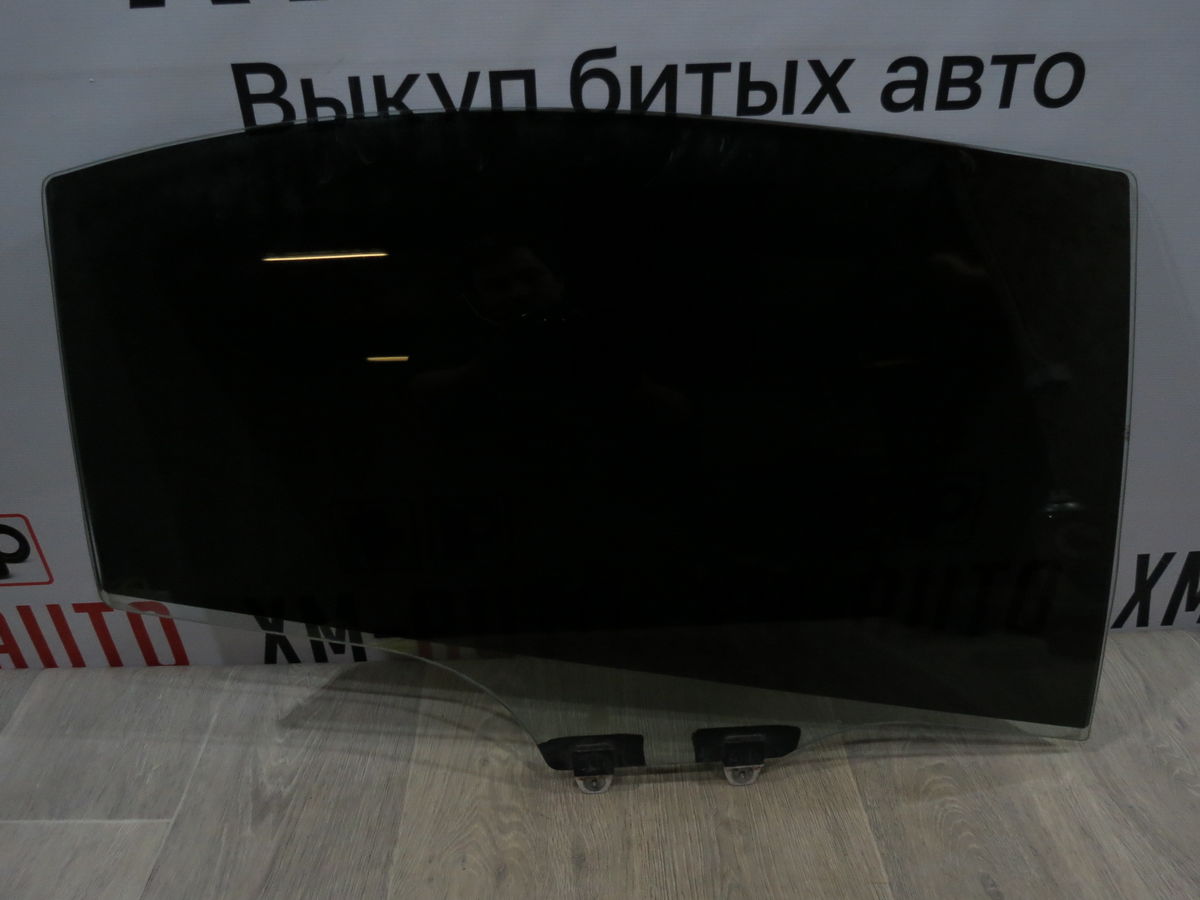 Стекло двери задней правой Honda Civic VIII (2005–2008)