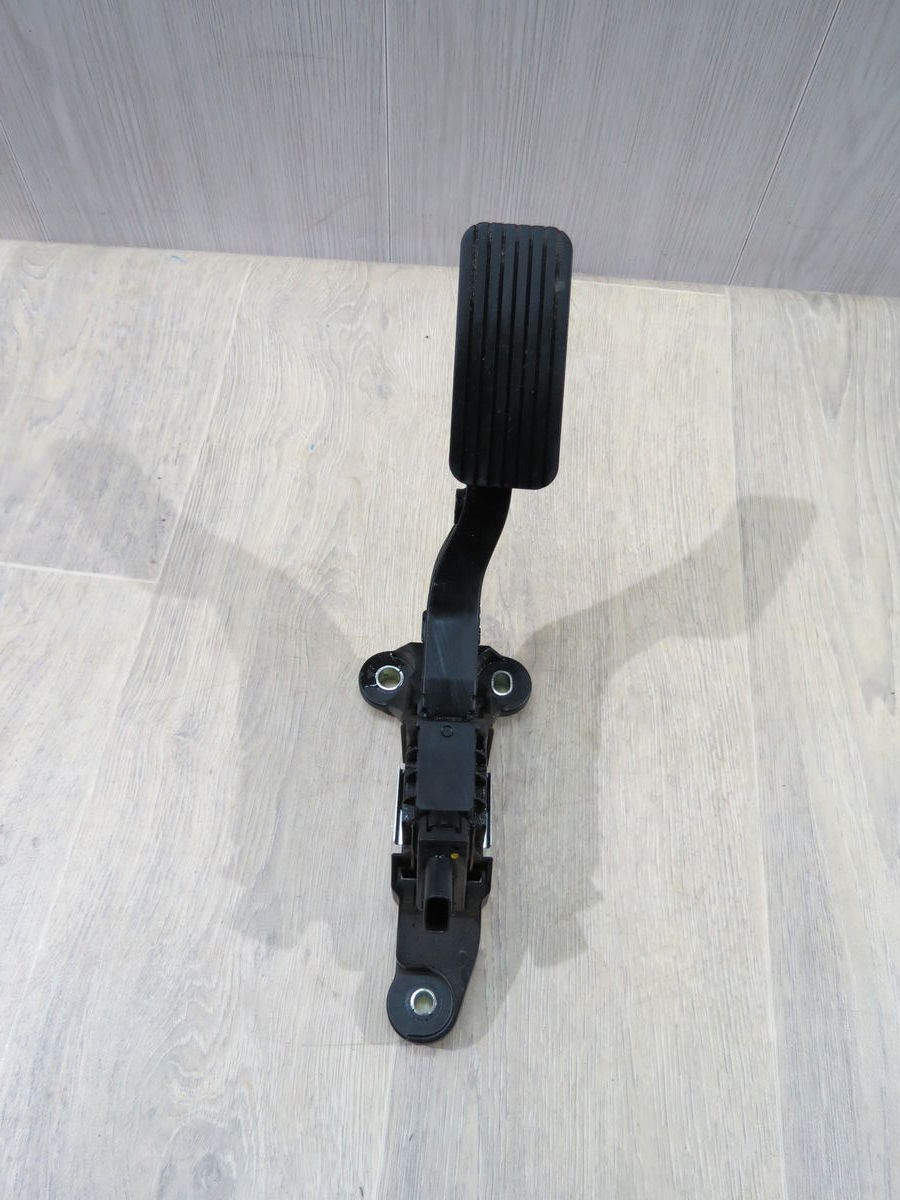 Педаль газа Kia Rio (FB) IV (2016– н.в.)