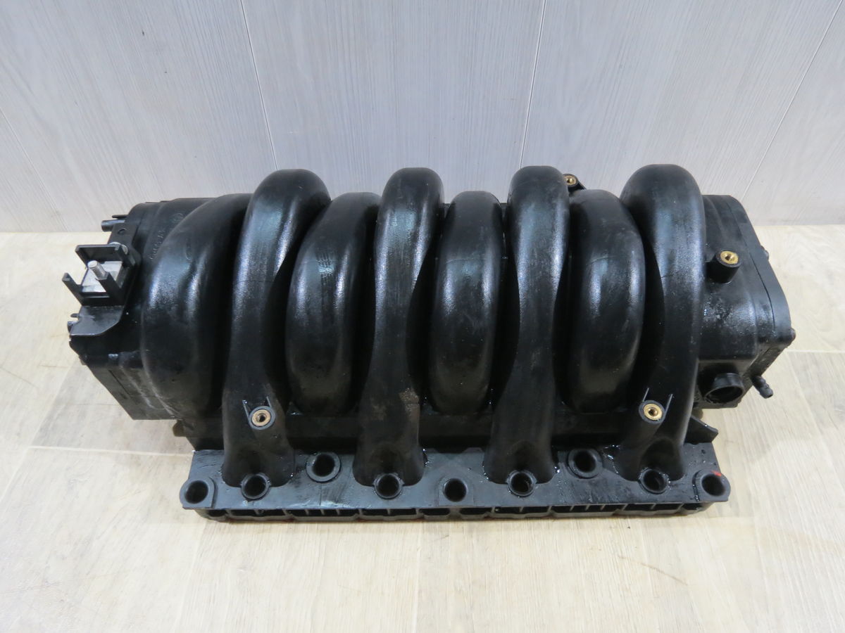 Коллектор впускной Land Rover Range Rover (L322) III (2002–2005)