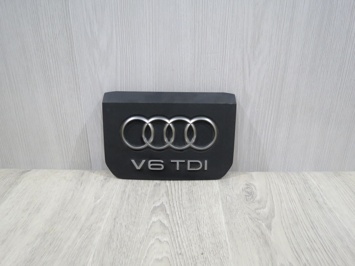 Крышка двигателя передняя Audi Q7 (4M) II (2015–н.в.)