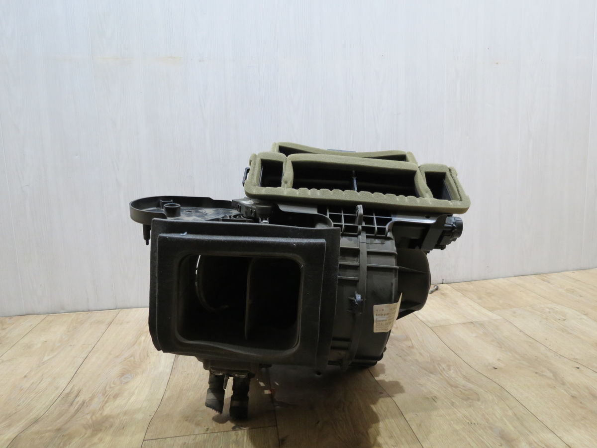 Корпус отопителя Ford Focus (III) III (2010–2015)