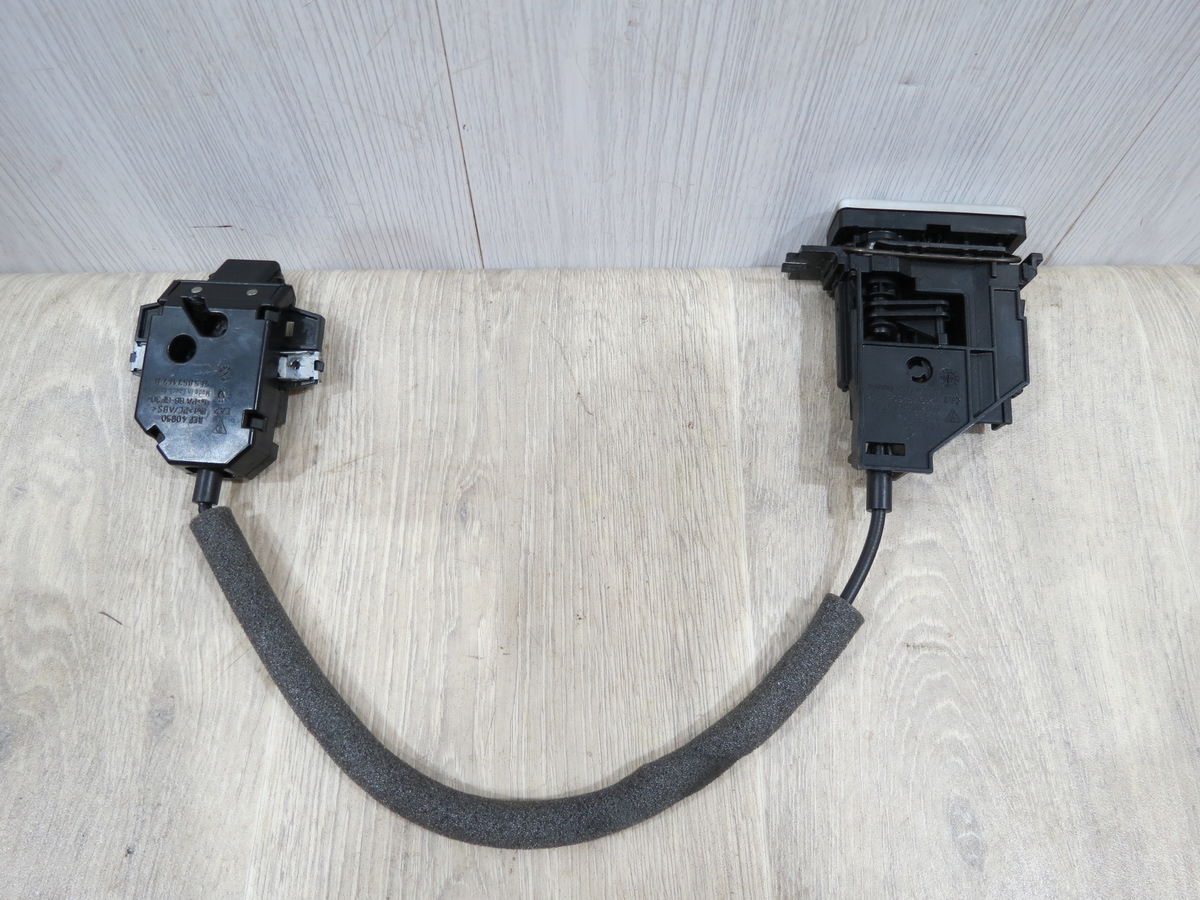 Замок бардачка Porsche Cayenne (9PA) I рестайлинг (2007–2010)