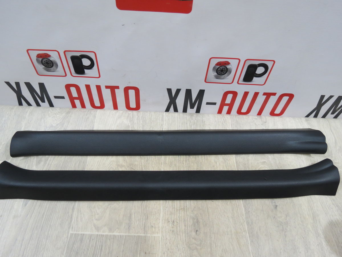 Накладка порога (внутренняя) Toyota Camry (XV50) VIII (2011–2014)
