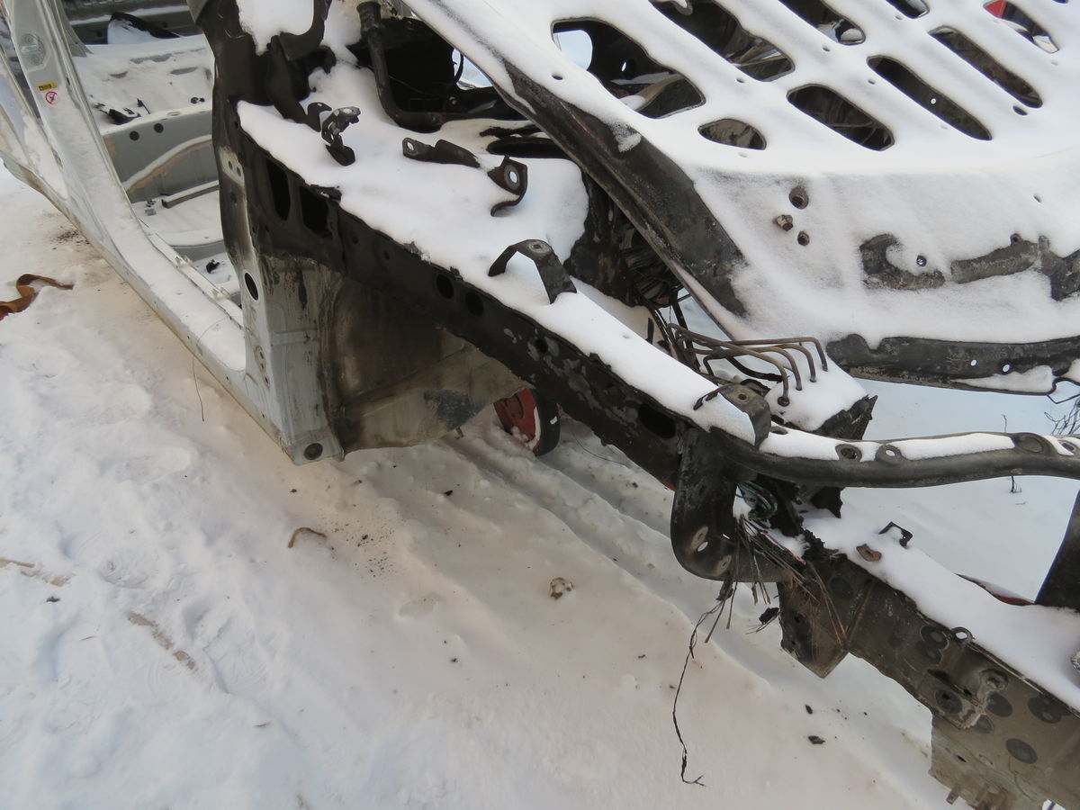 Порог со стойкой правый Toyota Camry (XV50) VIII (2011–2014)