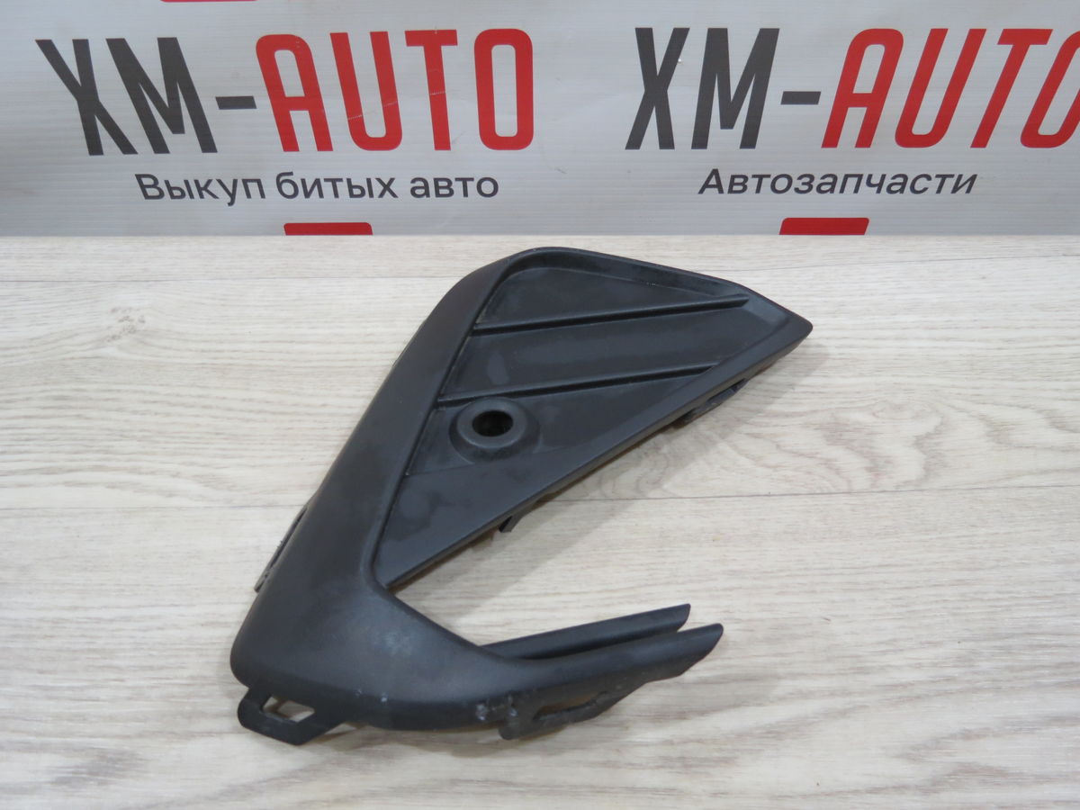 Решетка в бампер правая Volkswagen Polo (Mk6) VI (2020– н.в.)