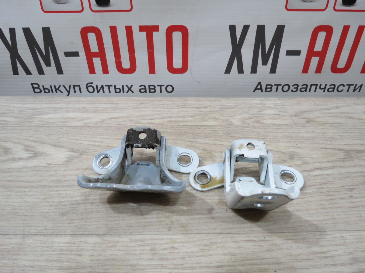 Петля двери Kia Rio (QB) III (2011–2015)