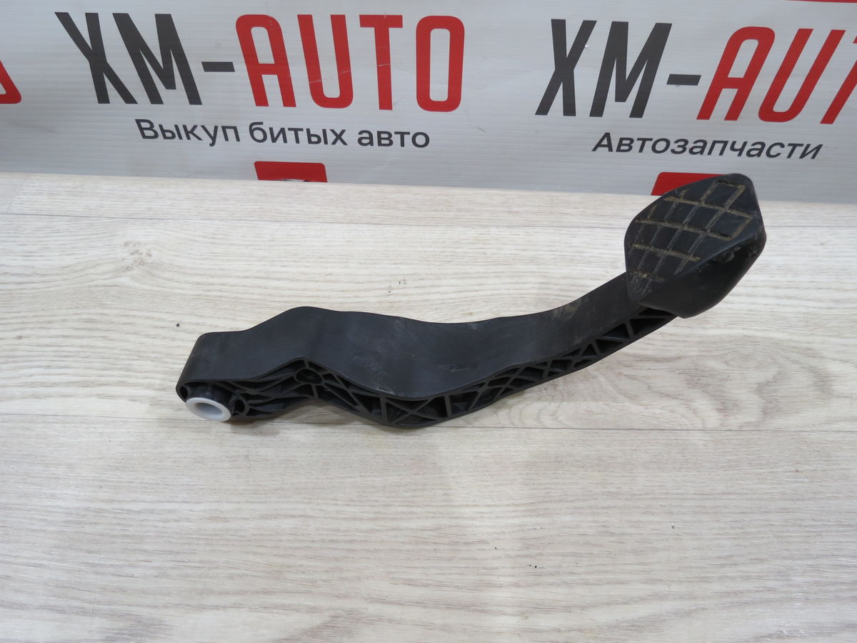 Педаль сцепления Volkswagen Polo (Mk6) VI (2020– н.в.)