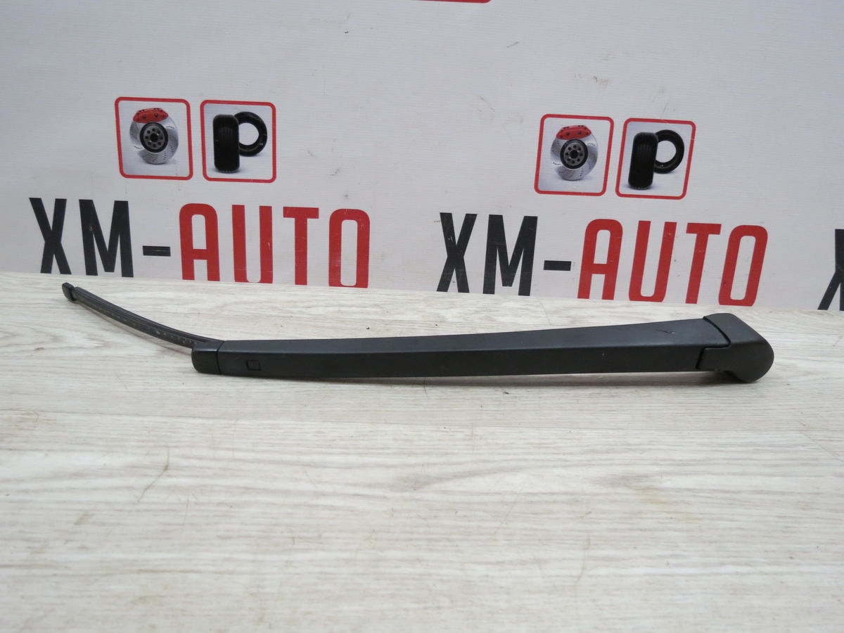 Поводок стеклоочистителя заднего Volkswagen Polo (Mk6) VI (2020– н.в.)