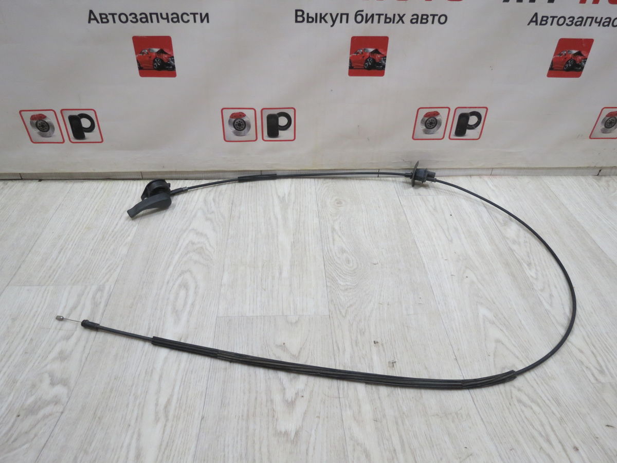 Трос открывания капота Renault Sandero Stepway II (2014–2018)