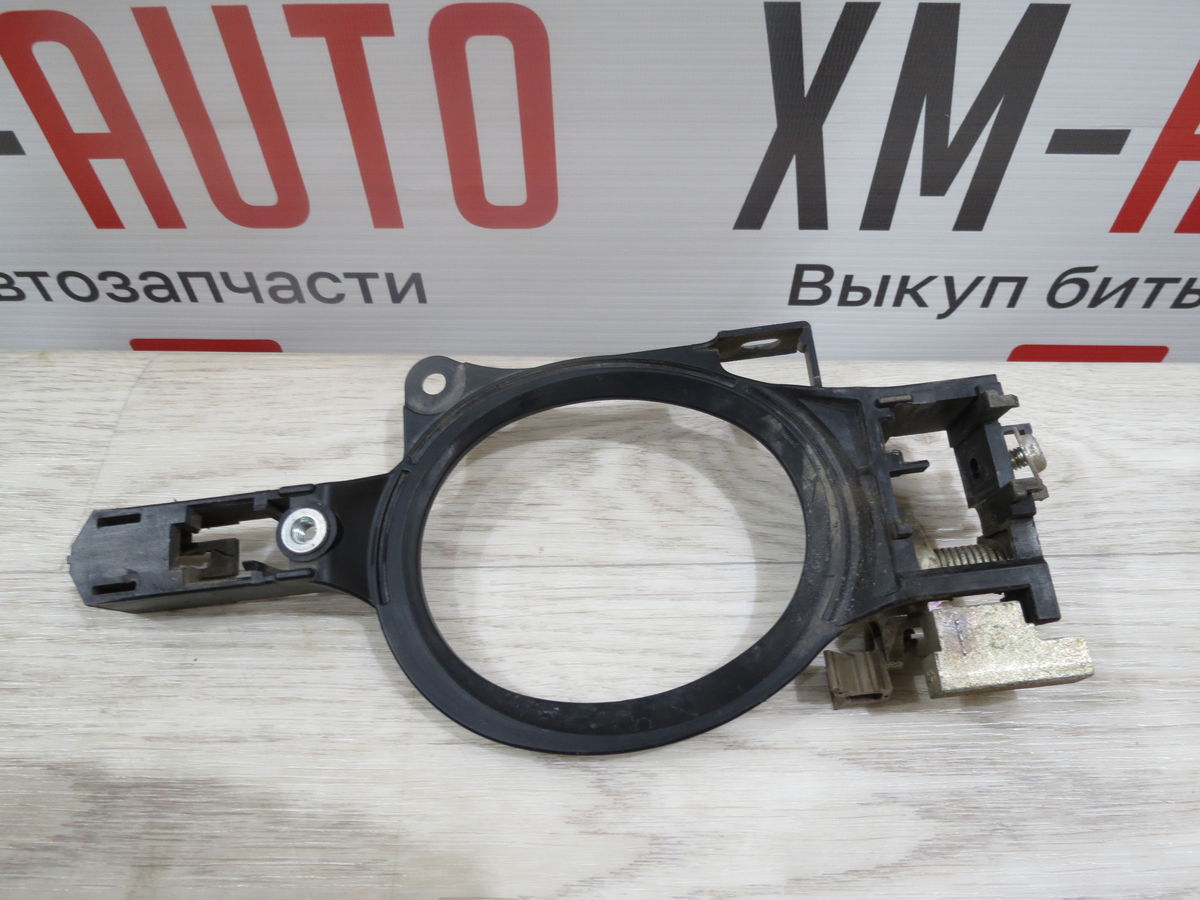 Кронштейн ручки Mitsubishi Lancer X (2008–2017)