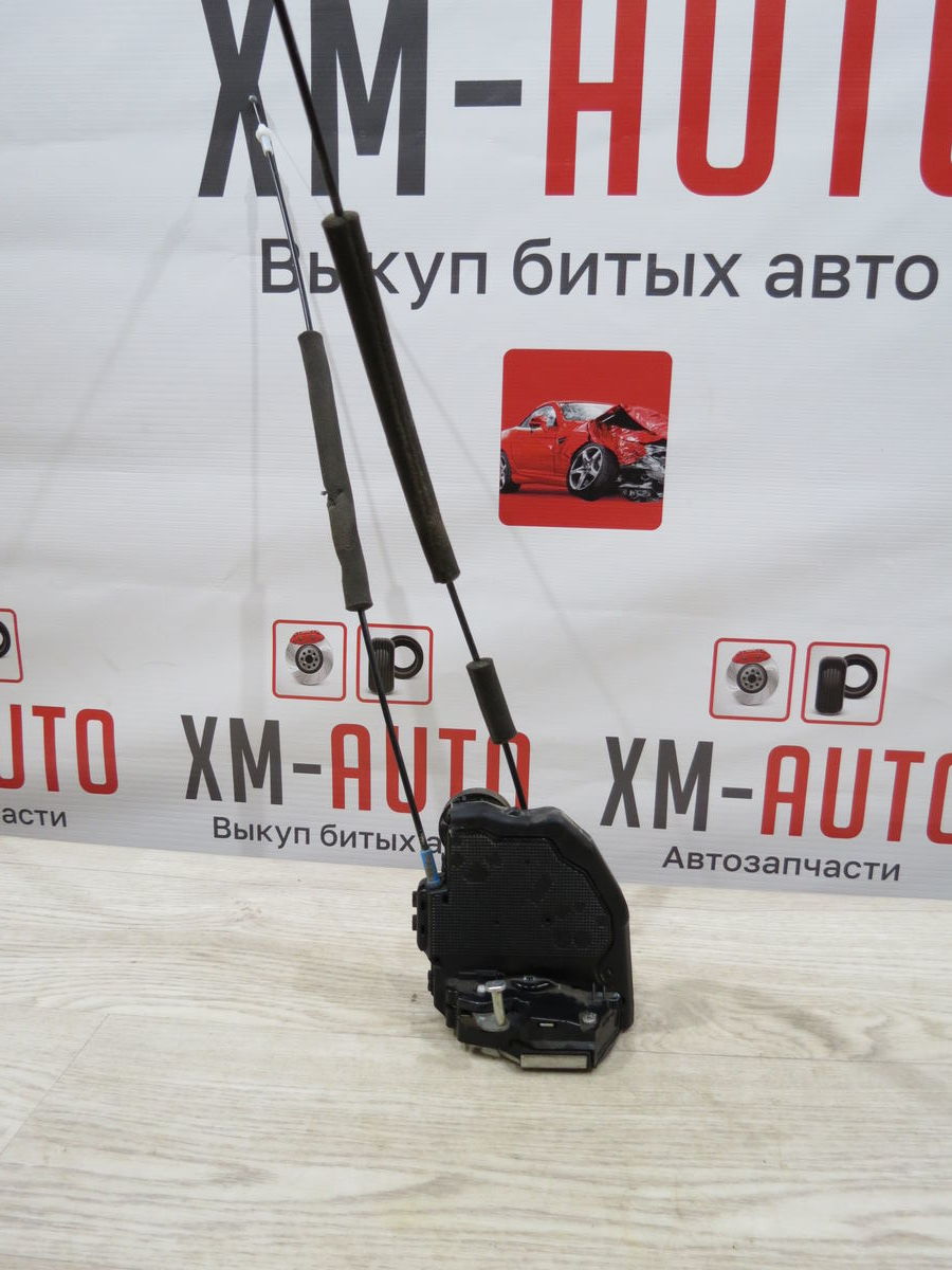 Замок двери Toyota Camry (XV50) VIII (2011–2014)