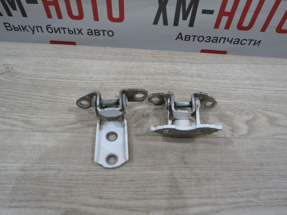 Петля двери Toyota Camry (XV50) VIII (2011–2014)