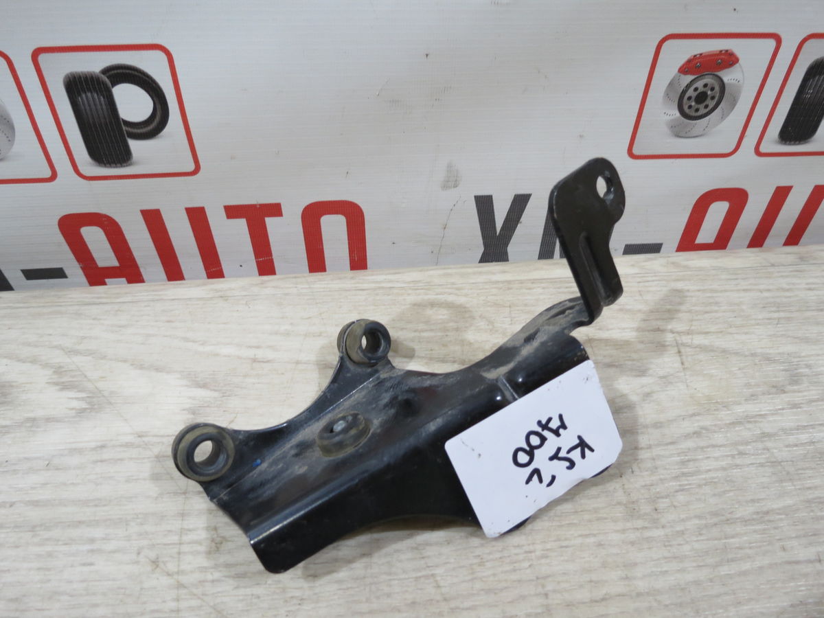 Кронштейн блока ABS (насос) Kia Sportage (QL) IV (2015–2019)