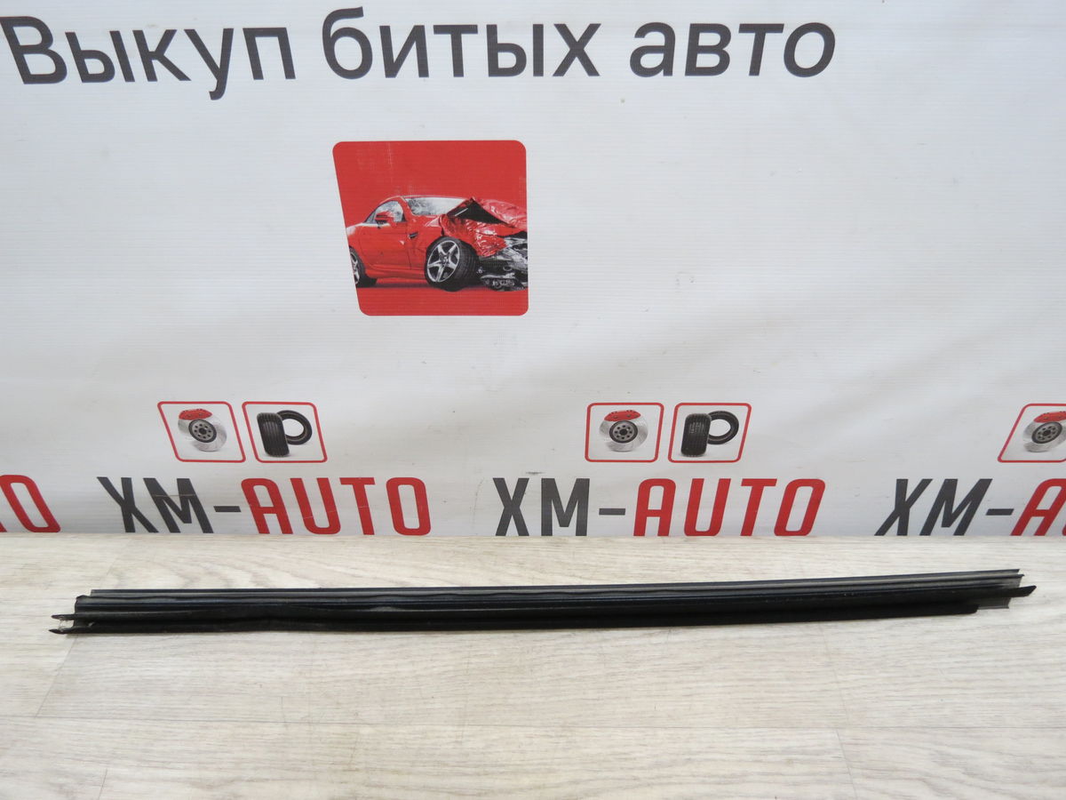 Уплотнитель стекла двери Peugeot 407 I рестайлинг (2008–2011)