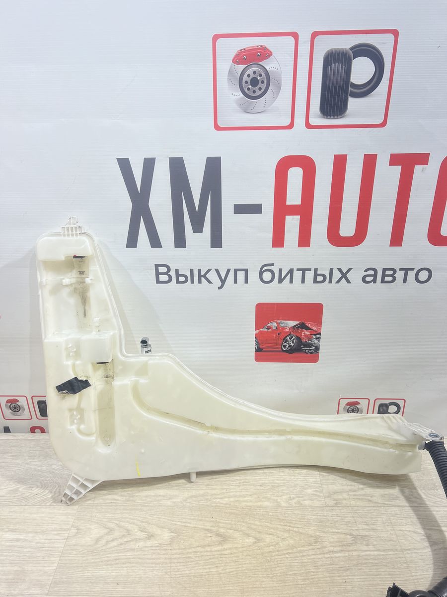 Бачок омывателя лобового стекла BMW X4 (F26) I (2014–2018)