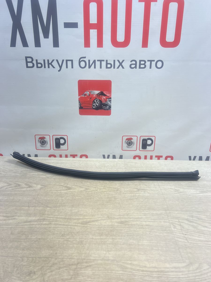 Уплотнитель стекла двери Kia Optima IV (2016–2018)
