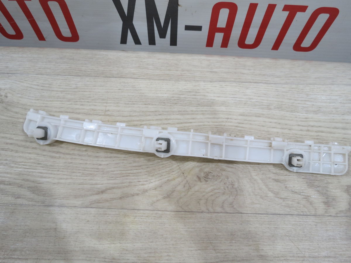 Кронштейн заднего бампера Mitsubishi Outlander (CW0W) II рестайлинг (2010–2012)