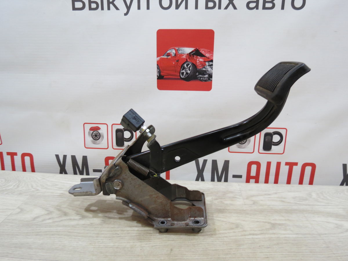 Педаль тормоза Kia Sorento (XM) II рестайлинг (2012–н.в.)