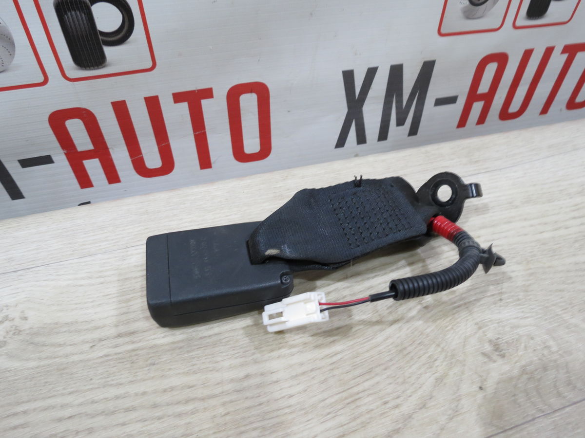 Ответная часть ремня безопасности Kia Sportage (QL) IV (2015–2019)