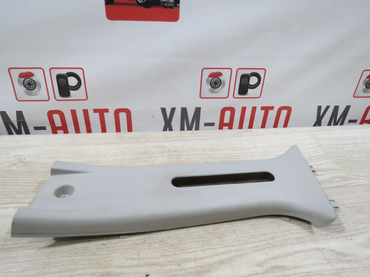 Обшивка стойки Лада Х-рей I (2015– н.в.)