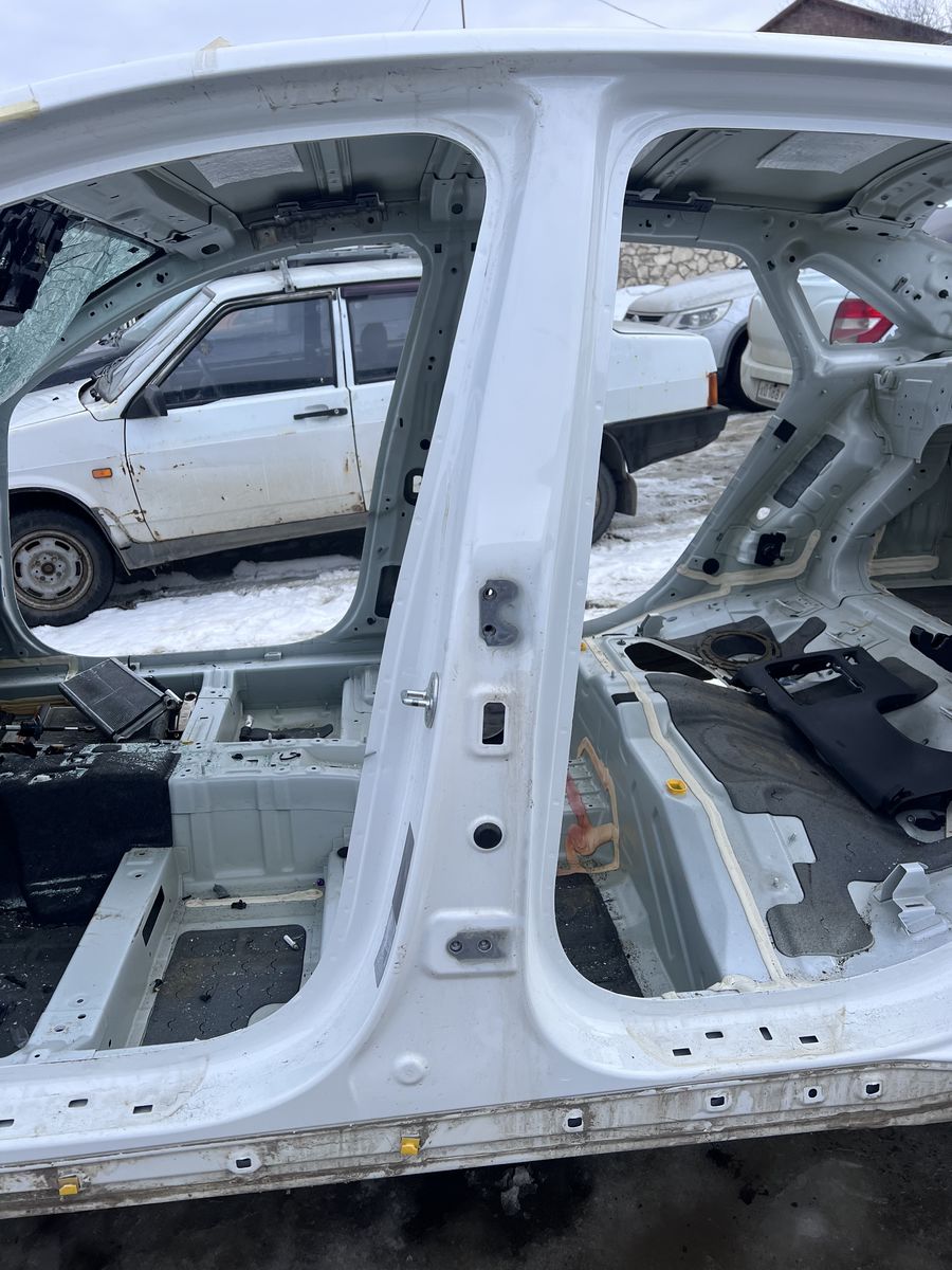 Порог со стойкой левый Kia K5 (DL 2019-2023)