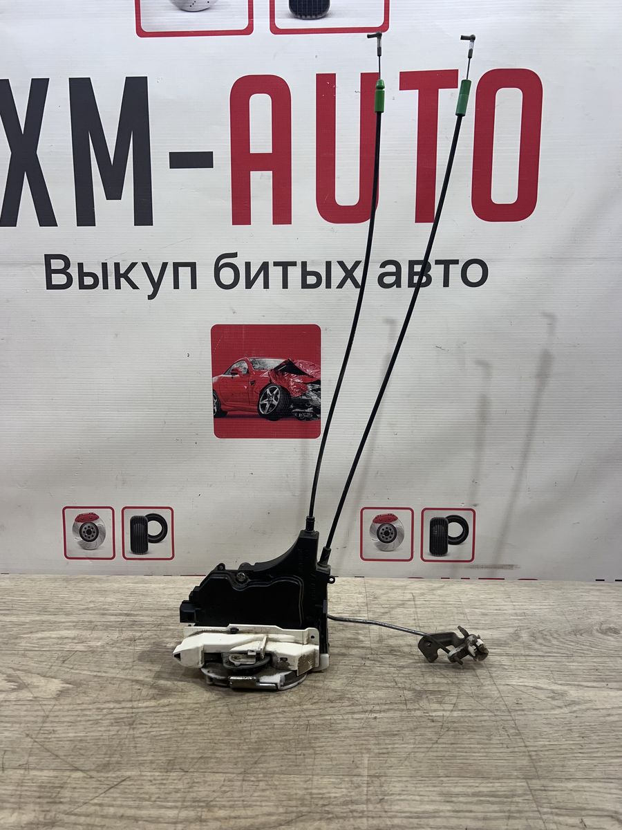 Замок двери Mitsubishi Outlander (CW0W) II рестайлинг (2010–2012)