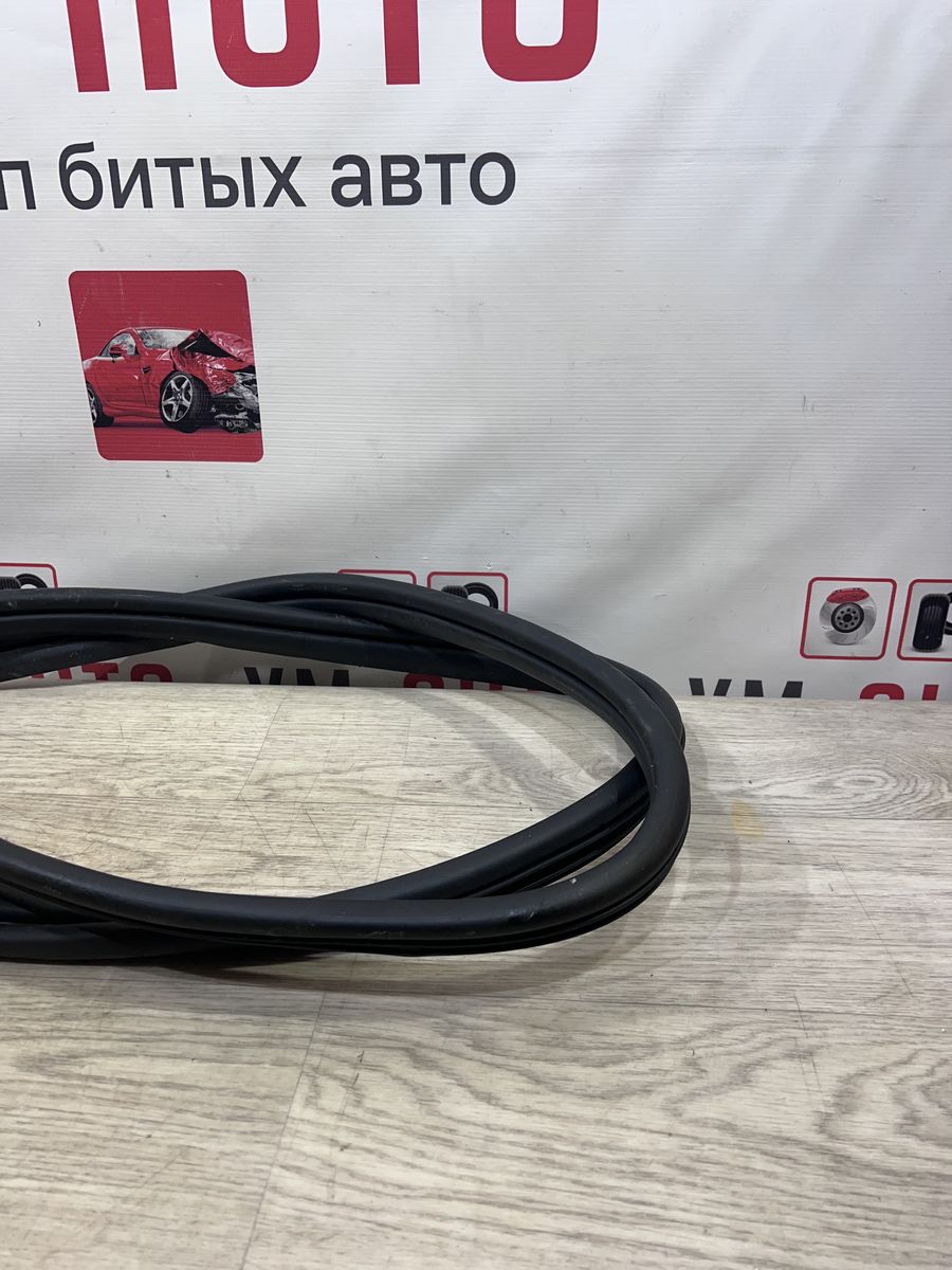 Уплотнитель двери Kia K5 (DL 2019-2023)