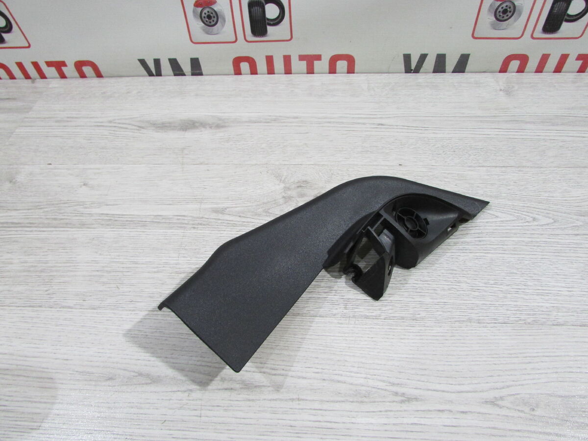 Крышка зеркала внутренняя правая Ford Focus (II) II (2004–2008)