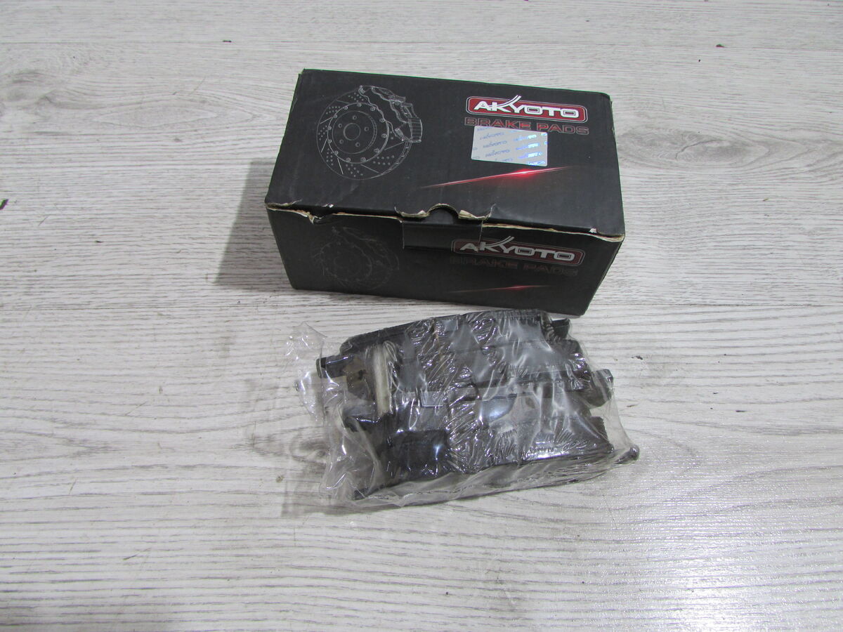 Колодки тормозные задние дисковые к-кт Nissan Tiida (C11) I (2004–2010)